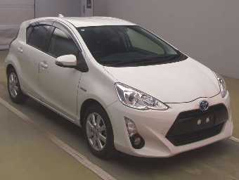 TOYOTA AQUA 2017 Image 3