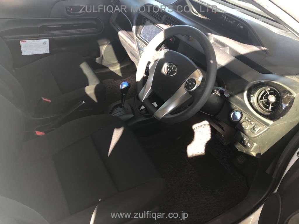 TOYOTA AQUA 2017 Image 5