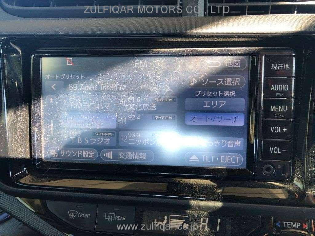 TOYOTA AQUA 2017 Image 9