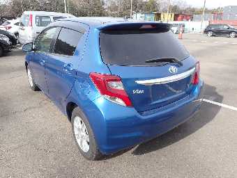 TOYOTA VITZ 2014 Image 3