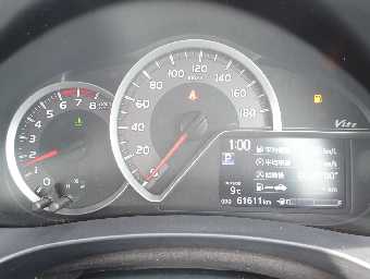 TOYOTA VITZ 2014 Image 11