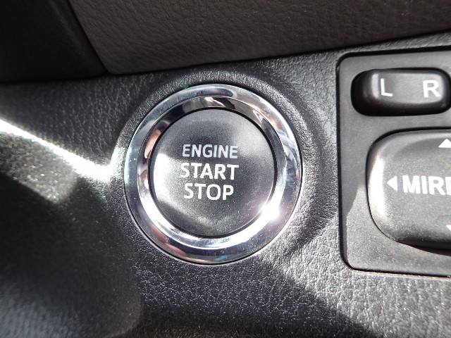 TOYOTA VITZ 2014 Image 29