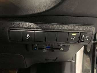 TOYOTA COROLLA 2020 Image 12