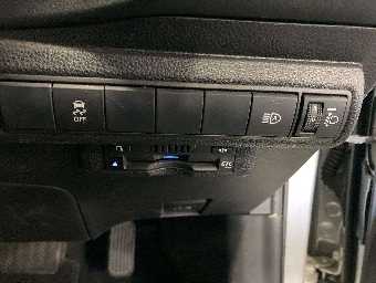 TOYOTA COROLLA TOURING 2020 Image 12