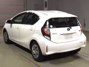 TOYOTA AQUA 2020 Image 4