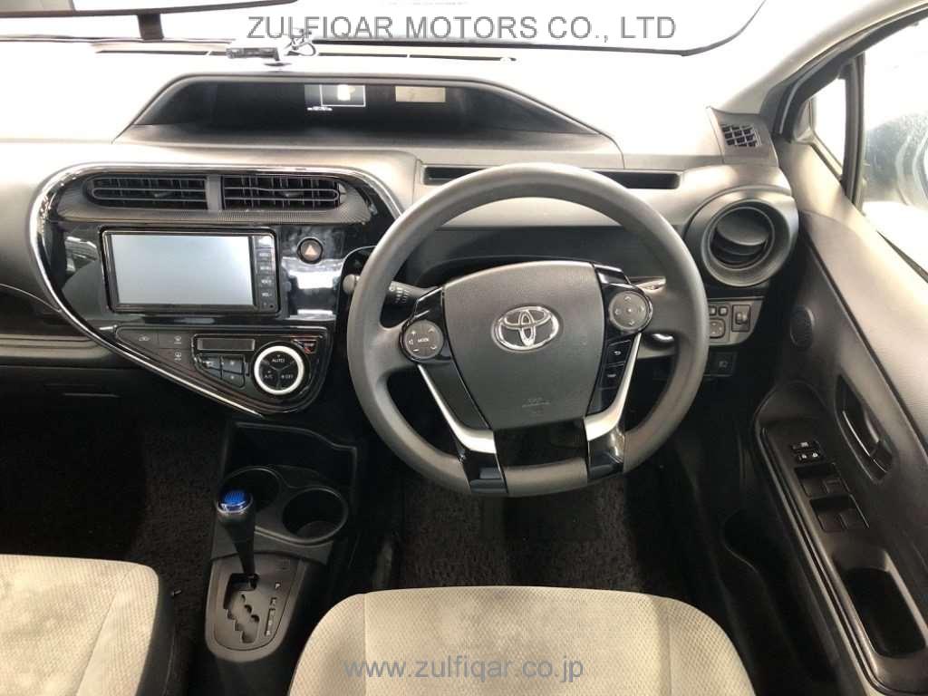 TOYOTA AQUA 2020 Image 6