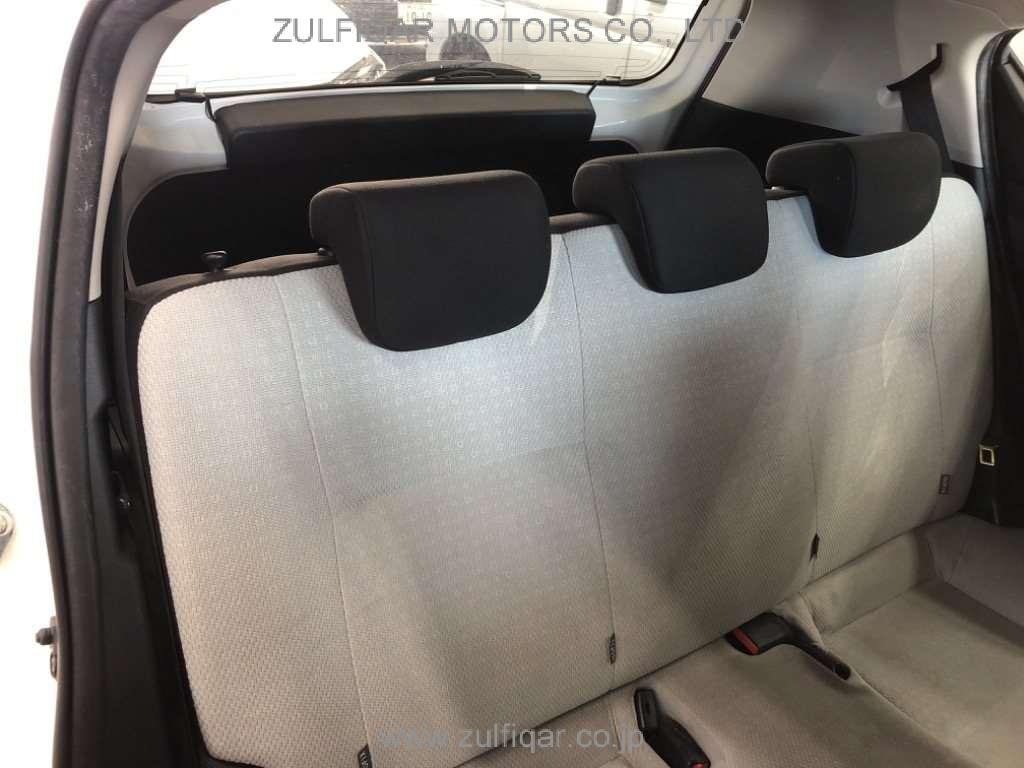 TOYOTA AQUA 2020 Image 7