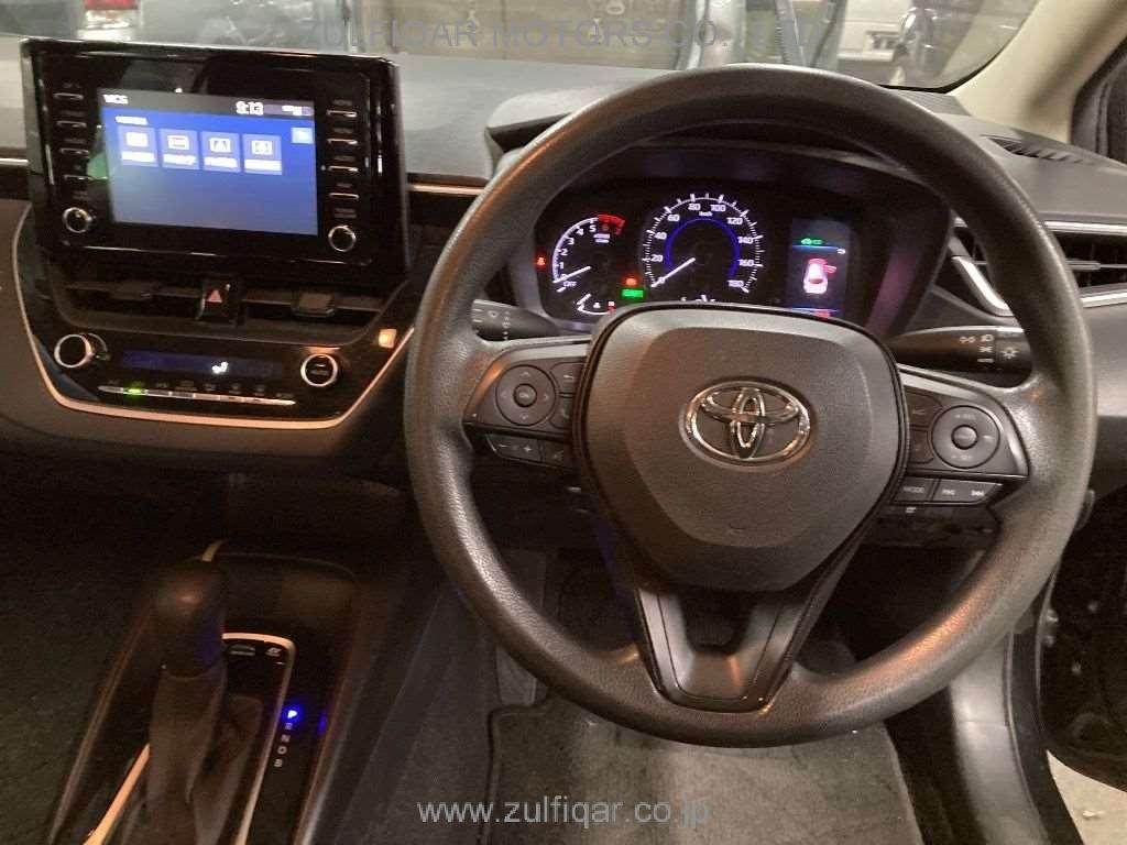 TOYOTA COROLLA TOURING 2020 Image 9