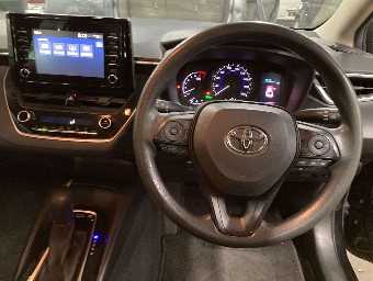 TOYOTA COROLLA TOURING 2020 Image 9