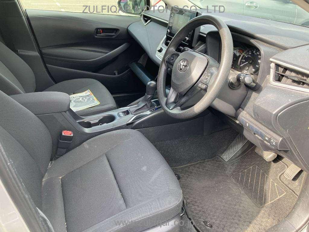 TOYOTA COROLLA TOURING 2020 Image 5