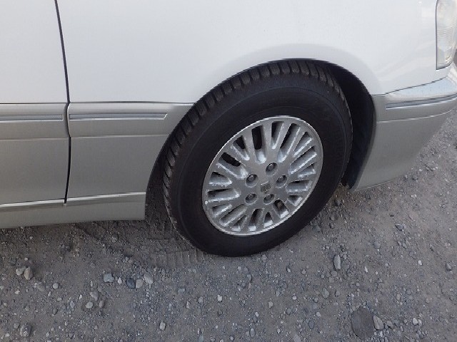 TOYOTA CROWN 2003 Image 27