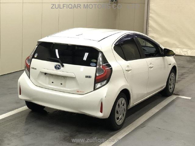 TOYOTA AQUA 2018 Image 4