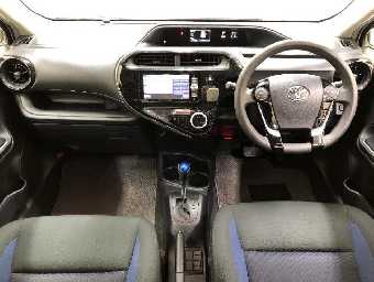 TOYOTA AQUA 2018 Image 5