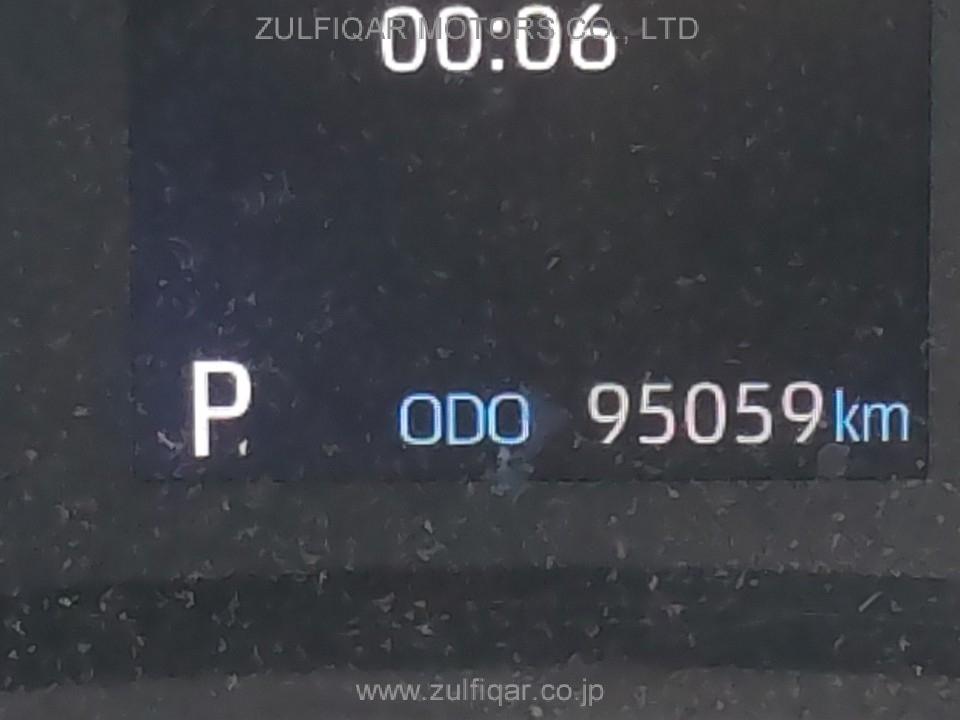 TOYOTA YARIS 2020 Image 8