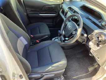 TOYOTA AQUA 2018 Image 7