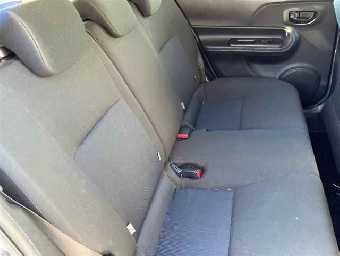 TOYOTA AQUA 2018 Image 8