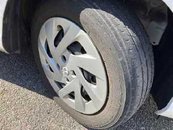 TOYOTA AQUA 2018 Image 9