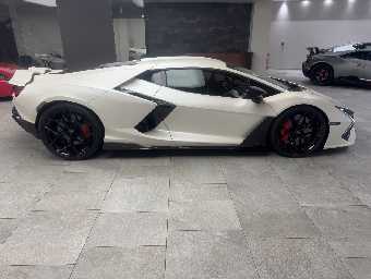 LAMBORGHINI REVUELTO 2024 Image 12