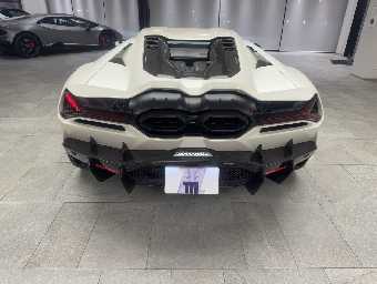 LAMBORGHINI REVUELTO 2024 Image 13