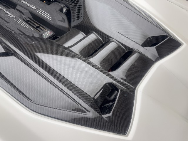 LAMBORGHINI REVUELTO 2024 Image 44