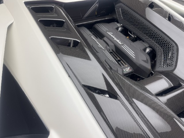LAMBORGHINI REVUELTO 2024 Image 45