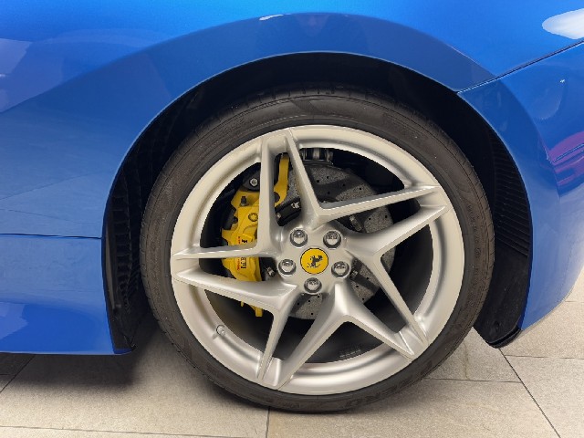 FERRARI F8 TRIBUTO 2021 Image 24