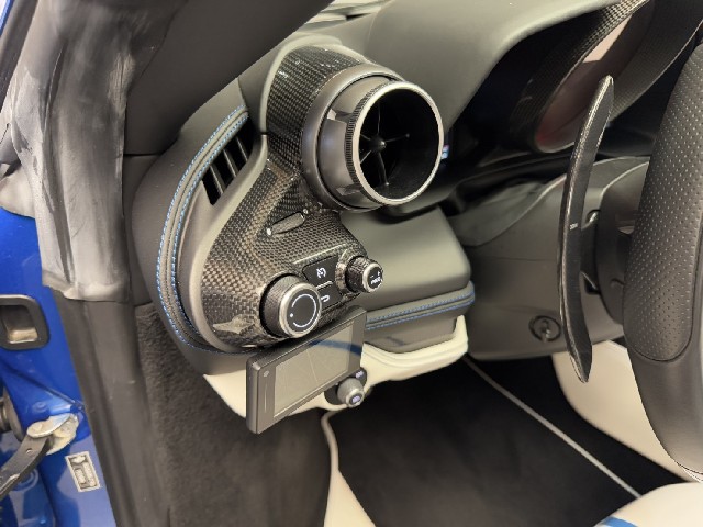 FERRARI F8 TRIBUTO 2021 Image 37