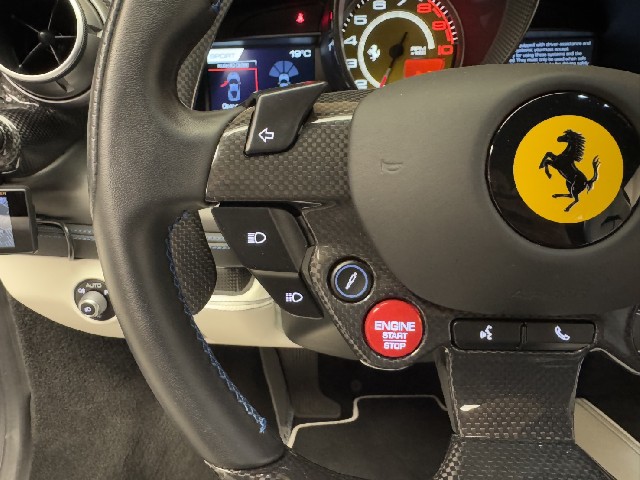 FERRARI F8 TRIBUTO 2021 Image 39