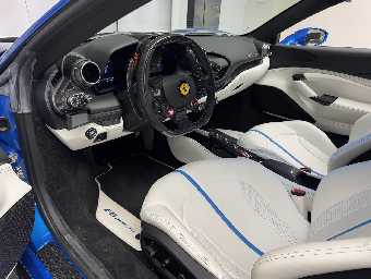 FERRARI F8 TRIBUTO 2021 Image 9