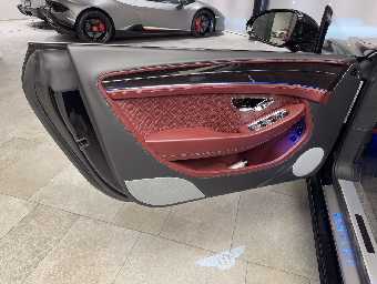 BENTLEY CONTINENTAL 2021 Image 12