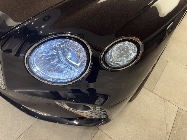 BENTLEY CONTINENTAL 2021 Image 27