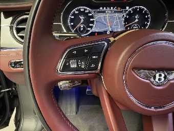 BENTLEY CONTINENTAL 2021 Image 32