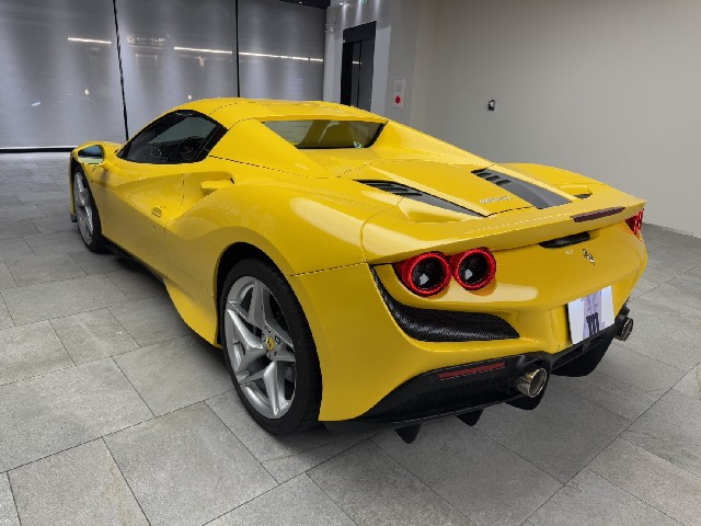 FERRARI F8 SPIDER 2023 Image 21