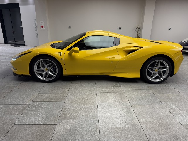 FERRARI F8 SPIDER 2023 Image 22