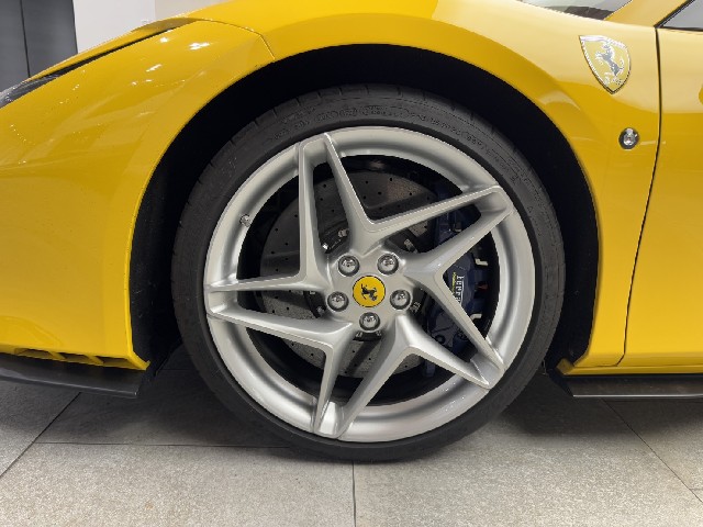 FERRARI F8 SPIDER 2023 Image 28