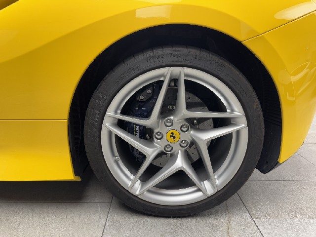 FERRARI F8 SPIDER 2023 Image 29