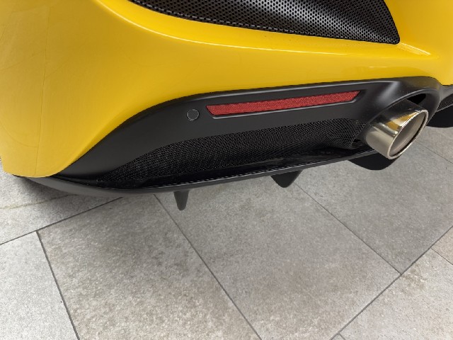 FERRARI F8 SPIDER 2023 Image 39