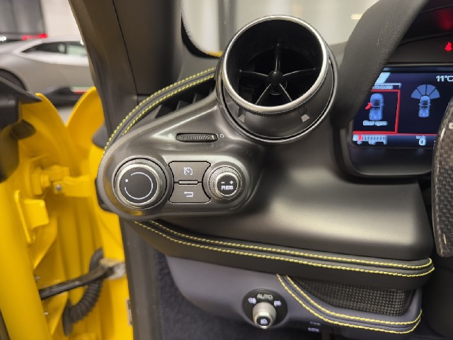 FERRARI F8 SPIDER 2023 Image 46