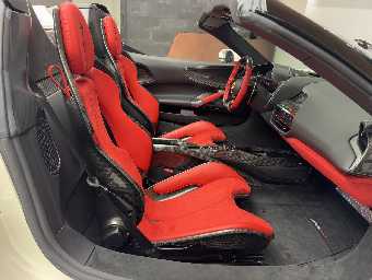 FERRARI SF90 SPIDER 2022 Image 14
