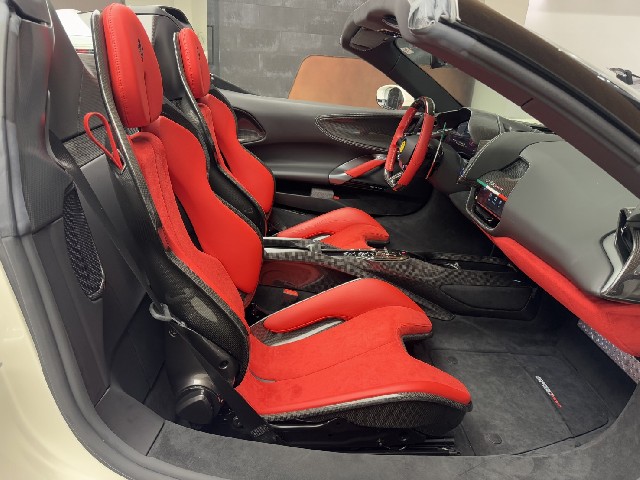 FERRARI SF90 SPIDER 2022 Image 20