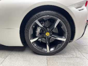 FERRARI SF90 SPIDER 2022 Image 18