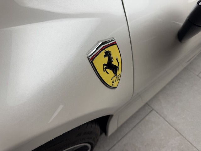 FERRARI SF90 SPIDER 2022 Image 29