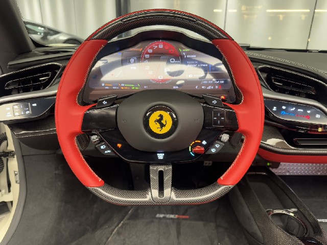 FERRARI SF90 SPIDER 2022 Image 42