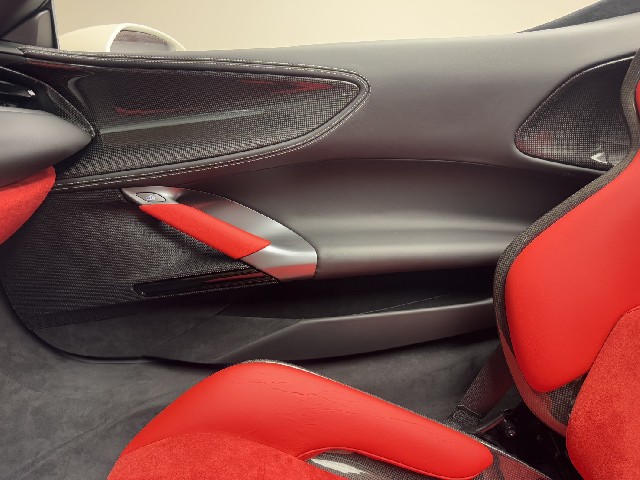 FERRARI SF90 SPIDER 2022 Image 52