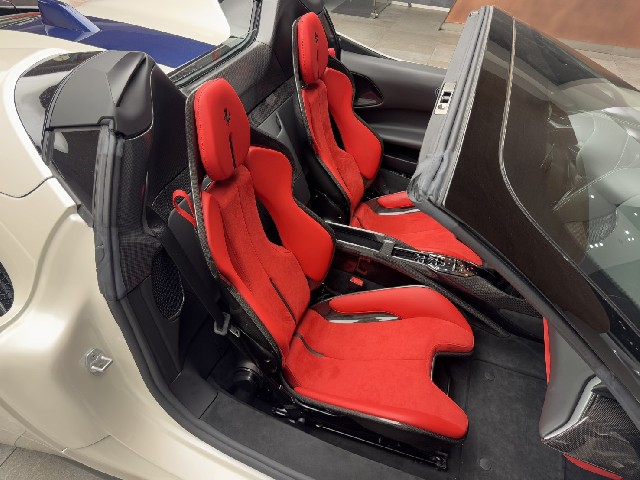 FERRARI SF90 SPIDER 2022 Image 56