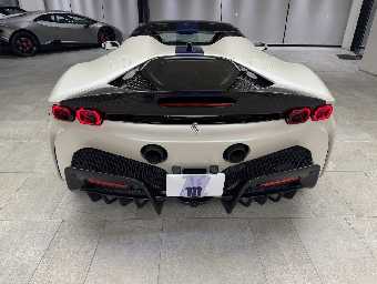 FERRARI SF90 SPIDER 2022 Image 56