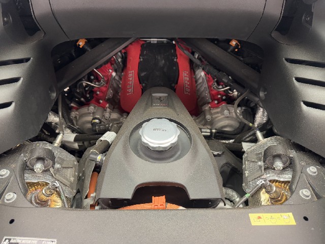 FERRARI SF90 SPIDER 2022 Image 66