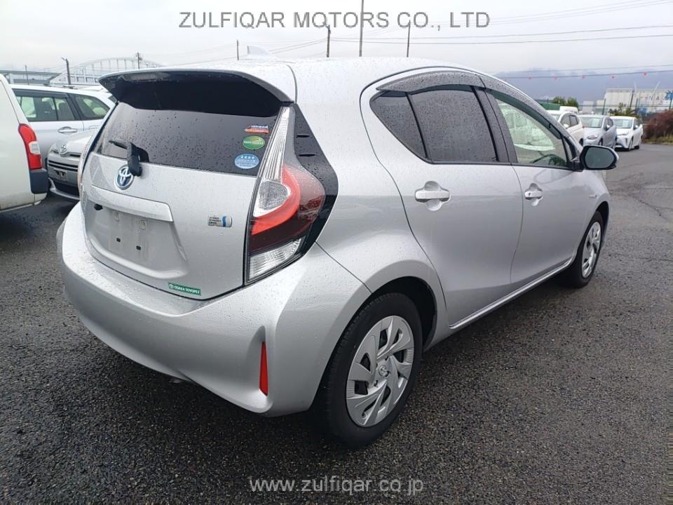 TOYOTA AQUA 2020 Image 2