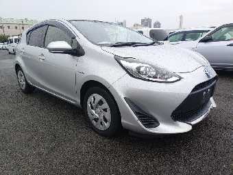 TOYOTA AQUA 2020 Image 6