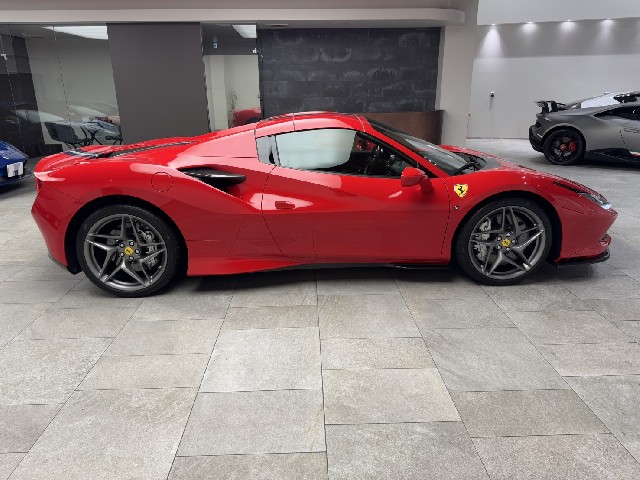FERRARI F8 SPIDER 2022 Image 19